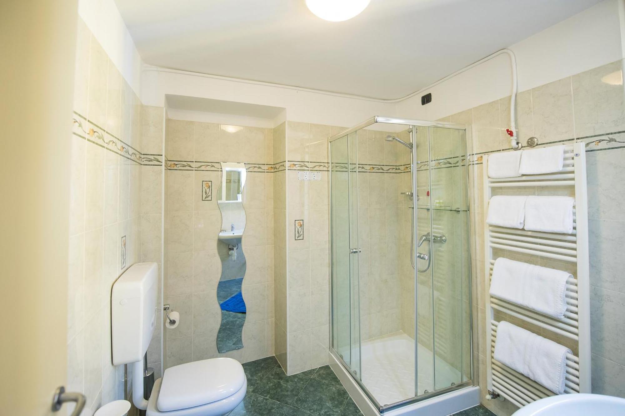 Il Borgo Monolocali Lejlighed Bellagio Eksteriør billede