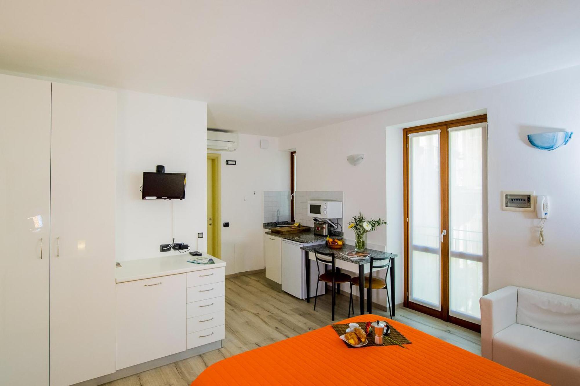 Il Borgo Monolocali Lejlighed Bellagio Eksteriør billede