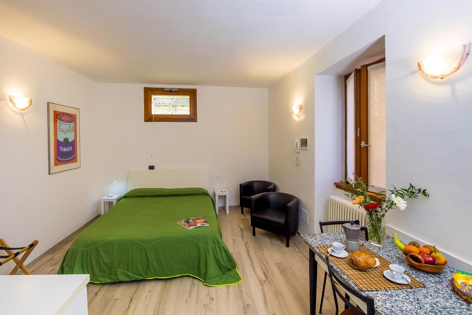 Il Borgo Monolocali Lejlighed Bellagio Eksteriør billede